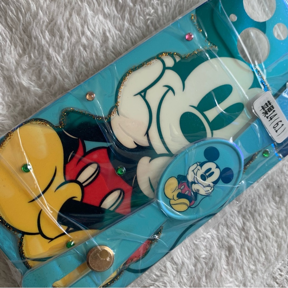 Mickey inspired phone case for iPhone 14 6.1